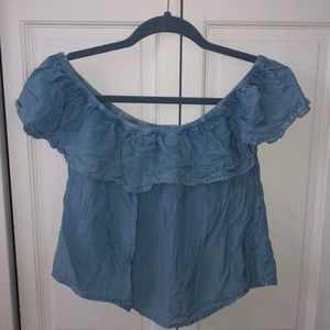 Women’s off-the-shoulder ruffled top